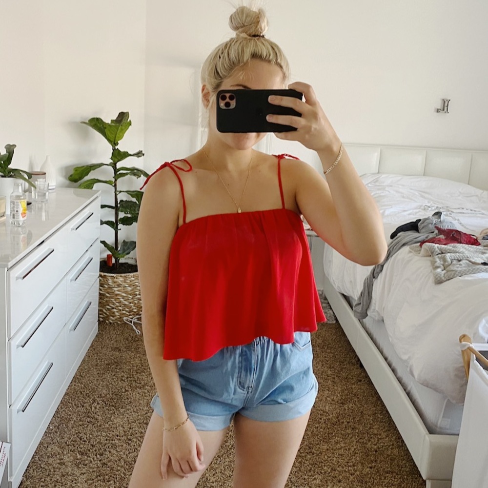 Red flowy tank